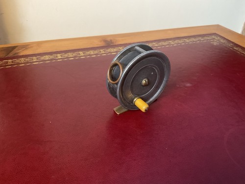 Early fly reel - fly,