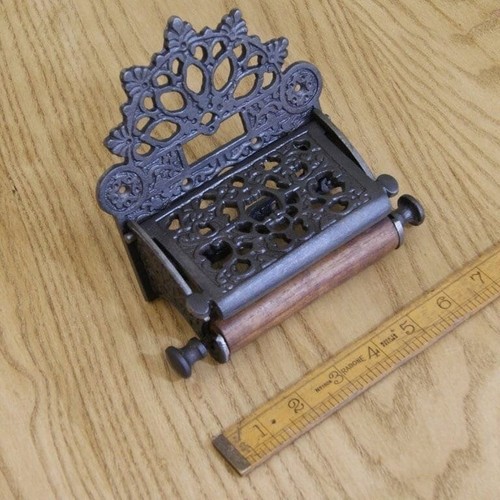 Decorative lid cast iron - lid,