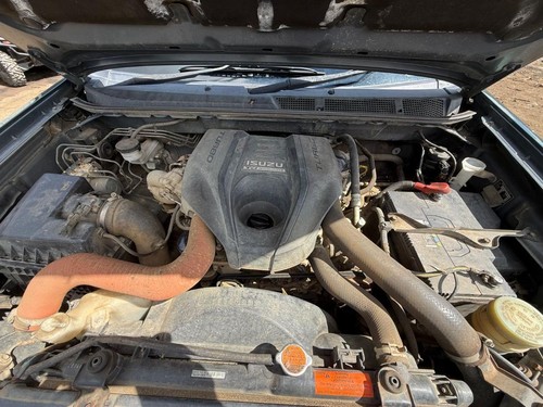 Isuzu max 4jk1 engine - 2.5,