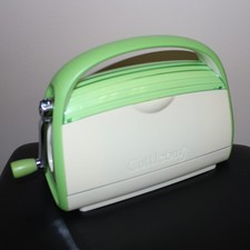 Cricut Cuttlebug Die Cutting &