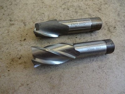20mm slot end - 20mm, +