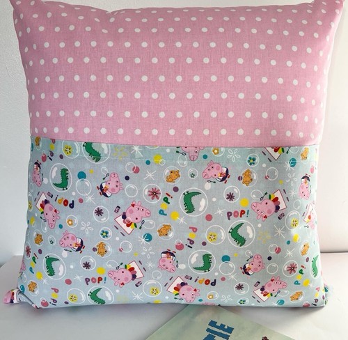 Reading cushion bed - reading,