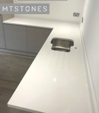 WHITE QUARTZ WORKTOP 2 LENGTHS
