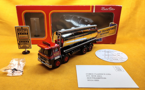 Corgi cc11703 scale guy - cc11703,