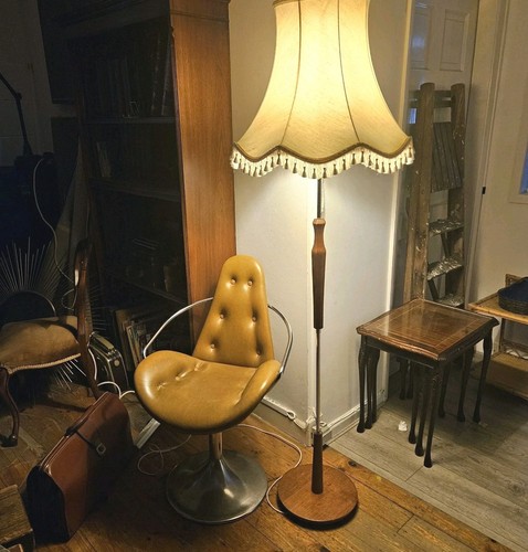Vintage teak standard lamp - teak,