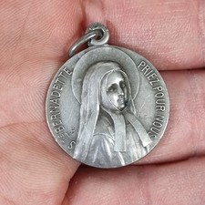 Vintage White Metal Pendant