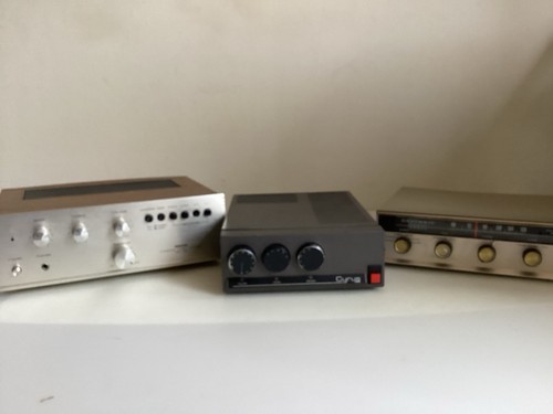 Vintage amplifier - x,