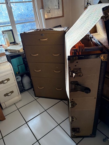 Steamer trunk wardrobe - steamer,