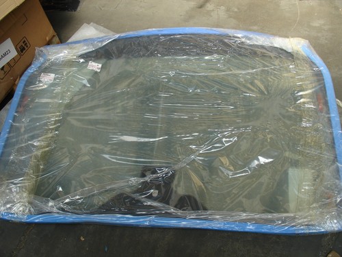 2014714 windscreen glass - 2014714,