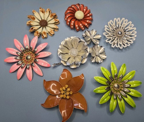 Vintage enamel metal flower - vintage,