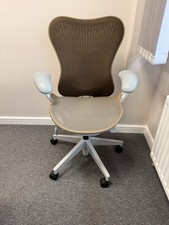 Herman Miller Mirra 2 Office