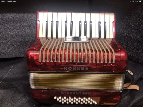 Lovely bass hohner - a, 32