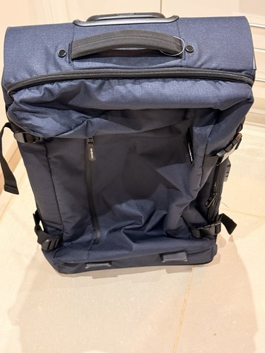 Large samsonite roader - large, wheeled
