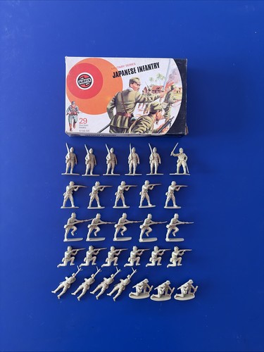 Airfix toy soldiers - toy,