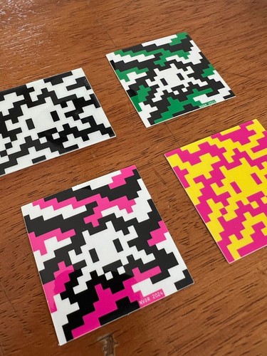 Invader decal - -,