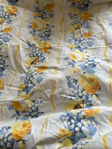 Vintage claimed fabric - re-claimed,