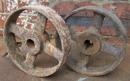 Fast loose cast iron - flat, belt