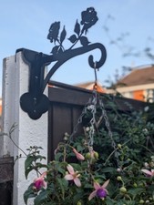 Easy fit Hanging basket brackets Double rose design for concrete fence posts