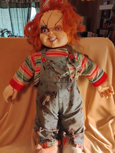 Chucky life size - 25",