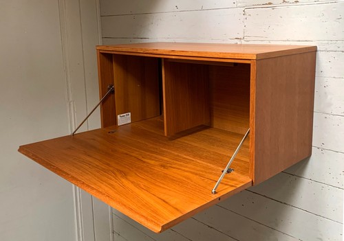 Mid century modern beaver - modern, &