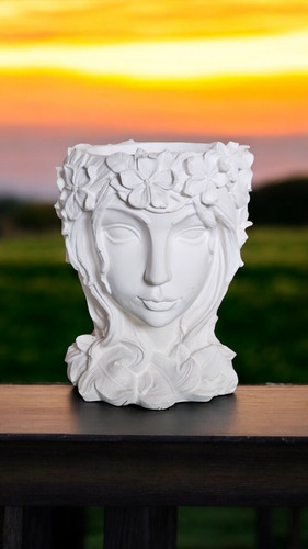 Latex and fibreglass - latex,