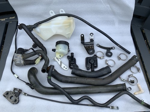 Job lot triumph daytona 675 - triumph,