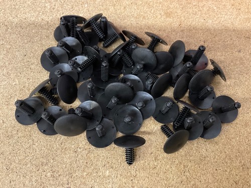 50x 5mm plastic - plastic, in