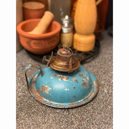 Aged vintage oil lamp - vintage, no