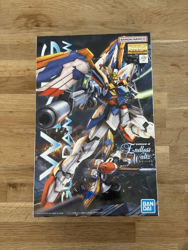 Bandai 100 xxxg 01w - mg, 1/100