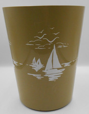 VINTAGE 1970's PLASTIC WASTE