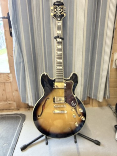 Epiphone sheraton pro - ii, vs