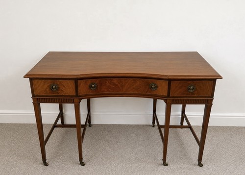 Antique mahogany serpentine - antique,