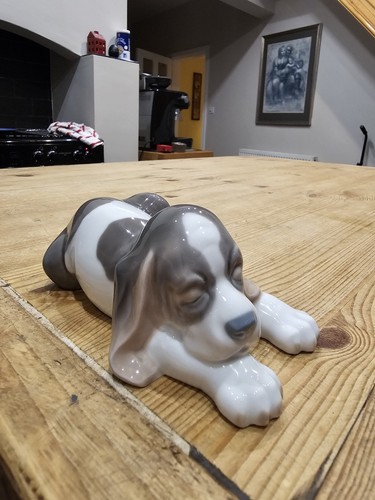 Lladro beagle puppy - lladro,