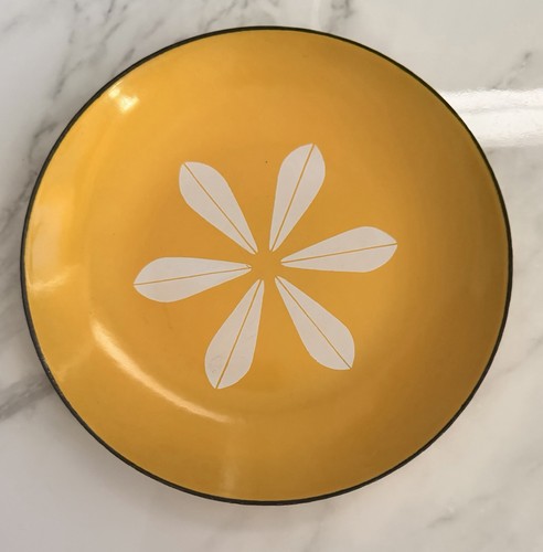 Cathrineholm white lotus salad