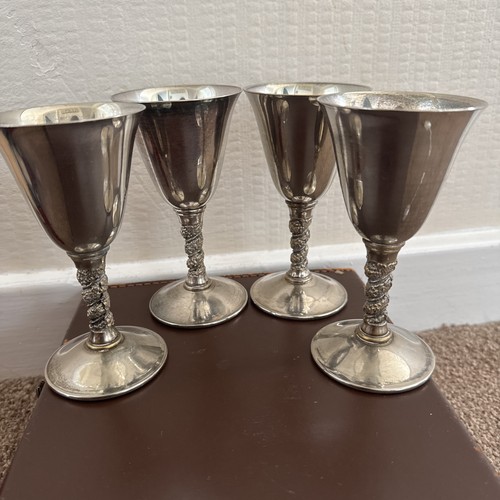 Beautiful silver plate - x, 4