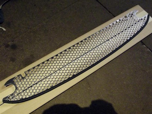 Front radiator grille high - front,