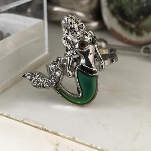 Mood stone mermaid - stone,