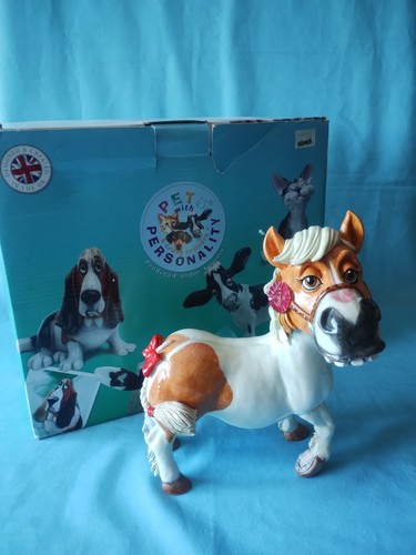 Pets with personality pony - with,
