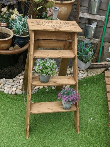 Vintage style wooden - , step