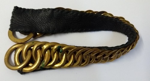 Vintage bearskin brass - brass, chin