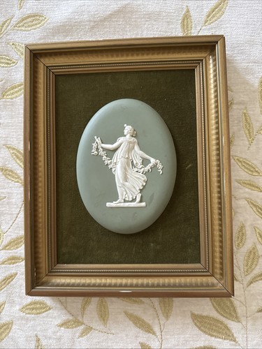 Wedgwood green jasperware - green, |