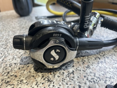 Scubapro mk25 first - scubapro,