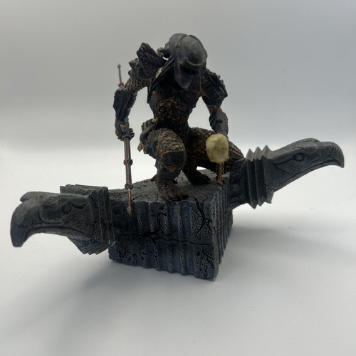 Predator triumphant mini - 2,