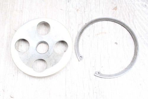 Oil strainer oil filter disc