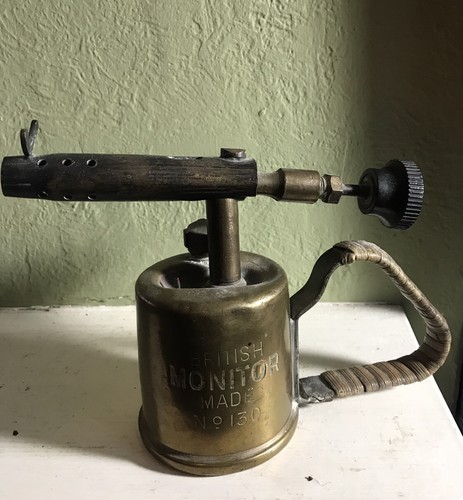 Vintage british monitor - british, no