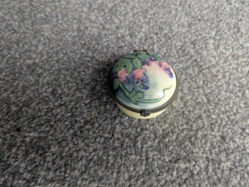Old tupton ware trinket box - trinket,
