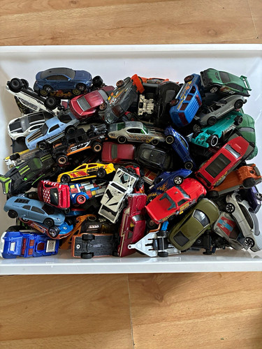 Hot wheels diecast mixed - wheels, 1:64