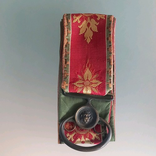 Vtg red gold tapestry - vtg,