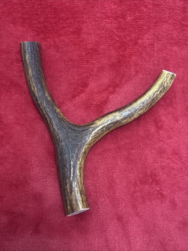 One piece deer antler y - piece,