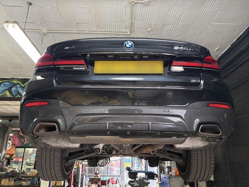 Bmw series g30 545e - 5,